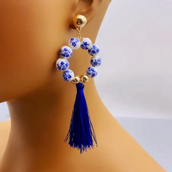 Chinoiserie Beaded Blue and White Tassel Earrings - Picture 2 of 2